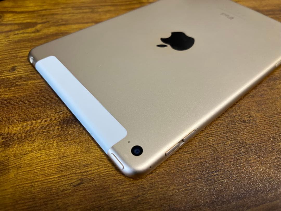 iPad本体 Apple iPad mini 4 128GB Wi-Fi + Cellular