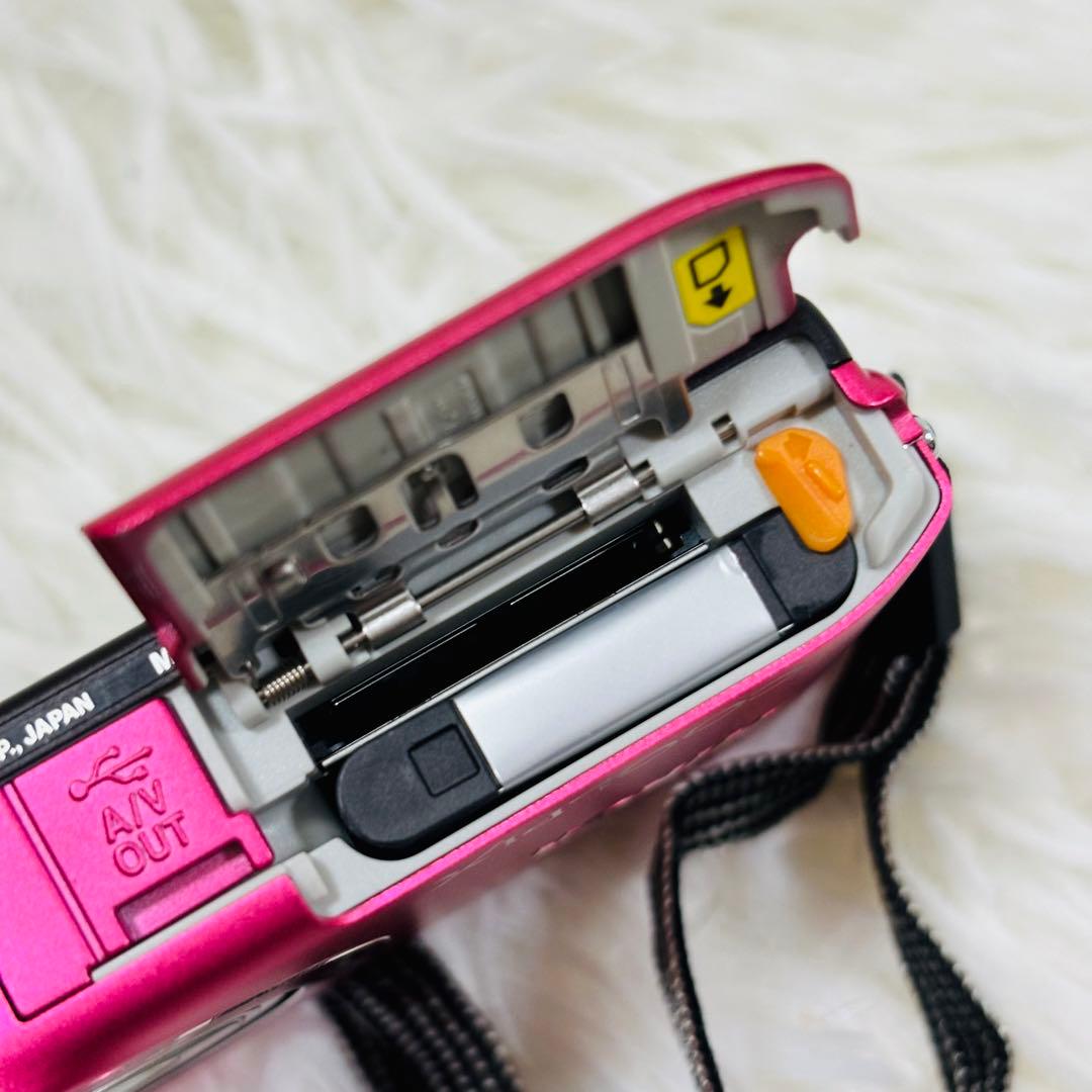 【美品】Nikon COOLPIX S3300 ストロベリーピンク