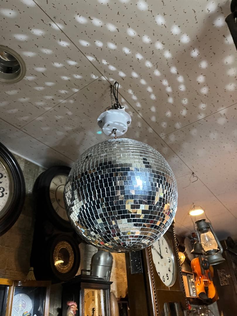 ミラーボウル、ディスコミラーボウル、踊り場、マハラジャ、電動回転ミラーボウル、