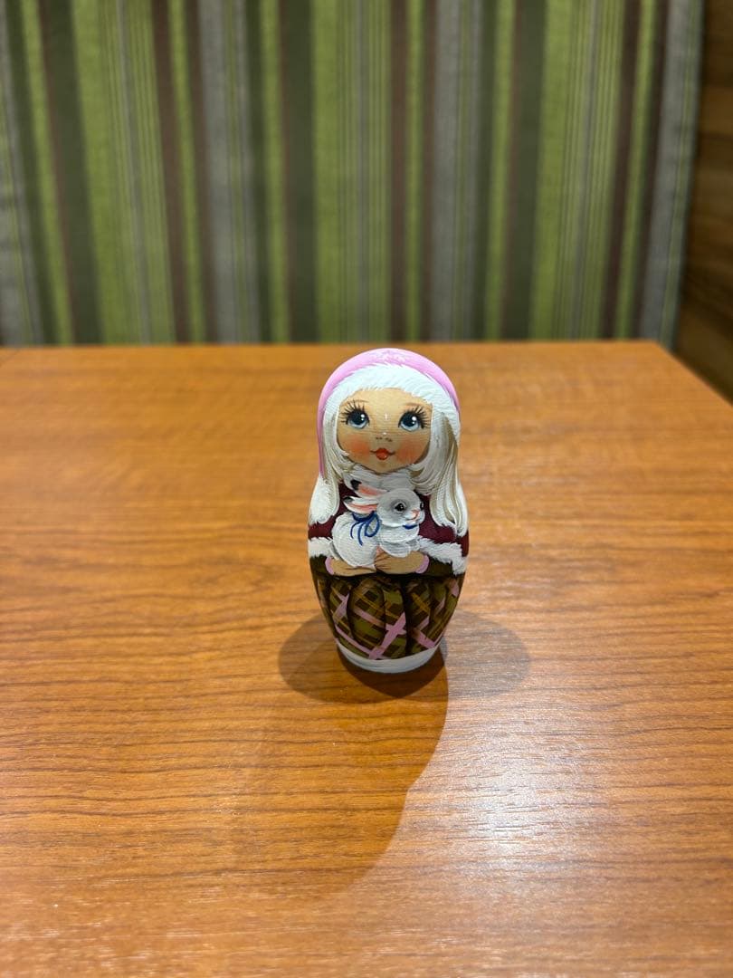 スヴェトラーナ　ニコラエワ　木製マトリョーシカ 5個セット