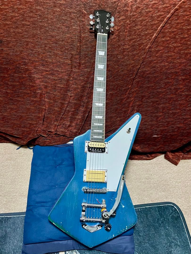 エクスプローラ　エルボーカット　コンポーネント　エレキギター