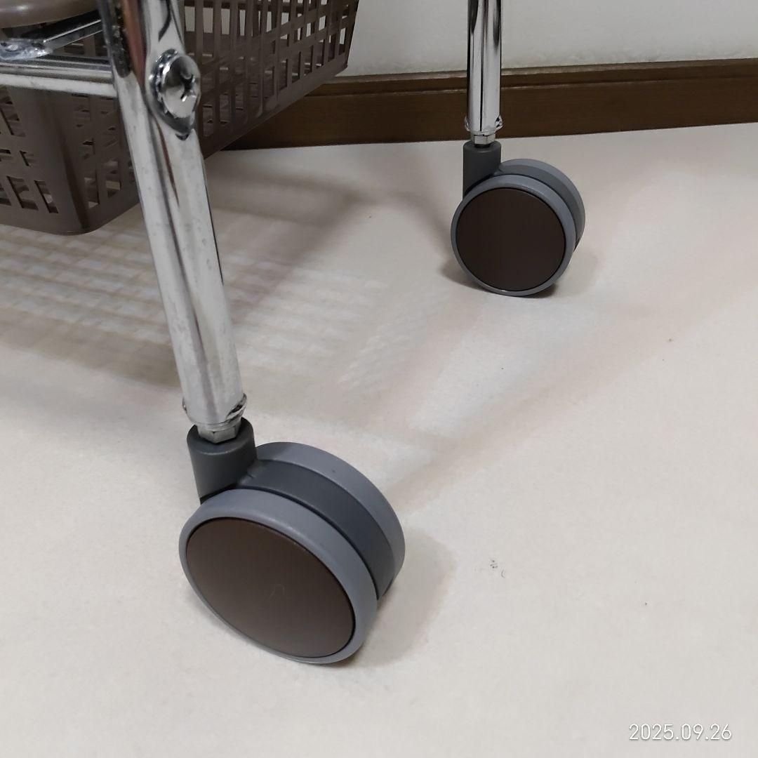 キャスター付き ワゴン台　　 美容師　理容師 コンパクトセット台