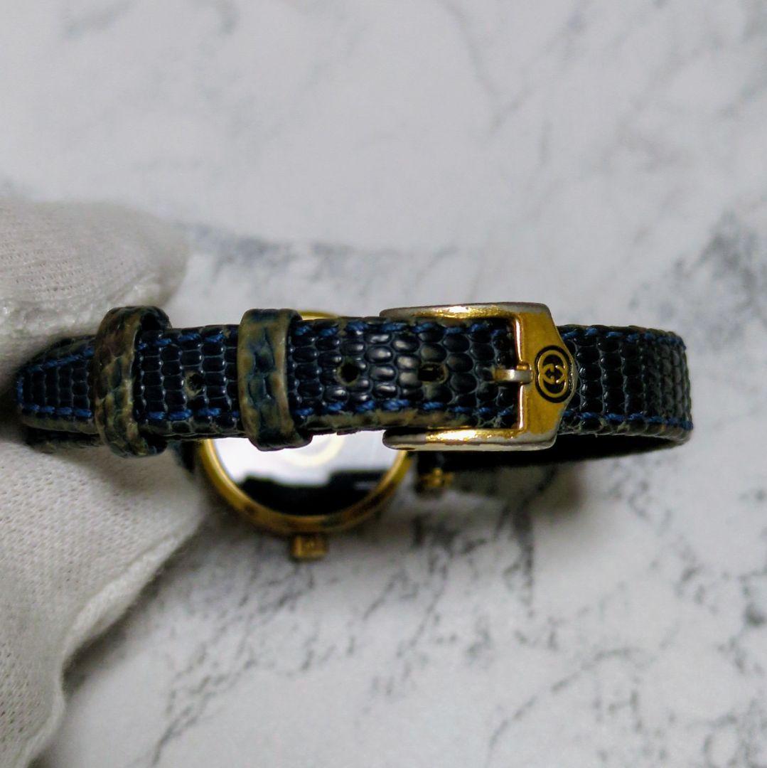 可動　Gucci ゴールド ネイビー アナログシェリーライン腕時計