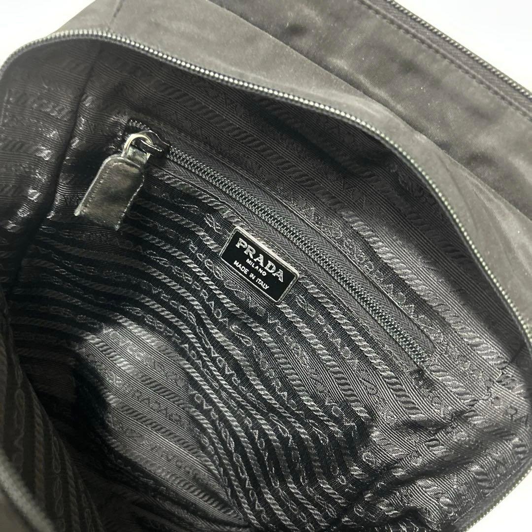 タ*マ様 PRADA ブラック ハンドバッグ　プラダ　縦長　トートバック