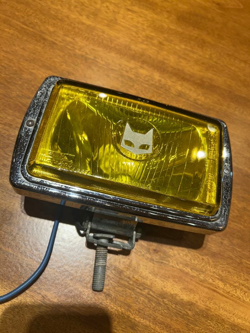 当時物マーシャルイエローレンズ 長方形ライト 猫ロゴ付き