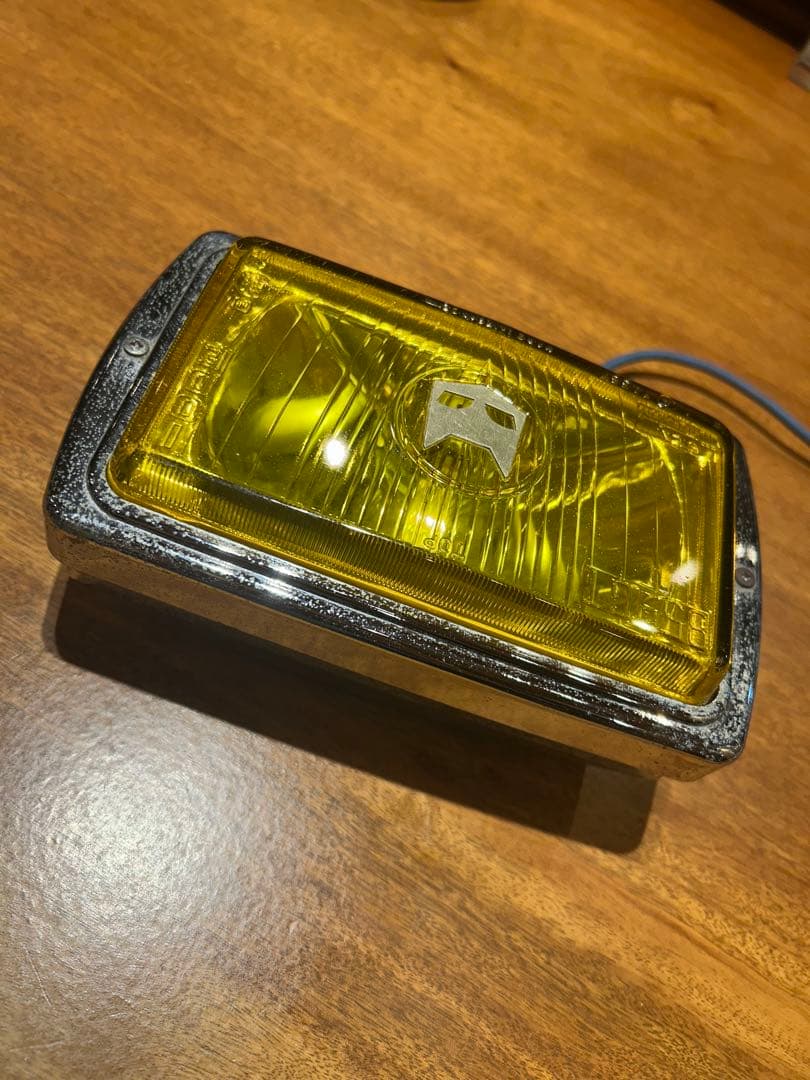 当時物マーシャルイエローレンズ 長方形ライト 猫ロゴ付き