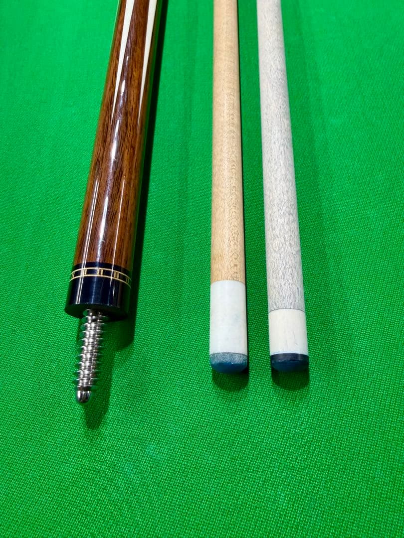 アダムビリヤードキュー