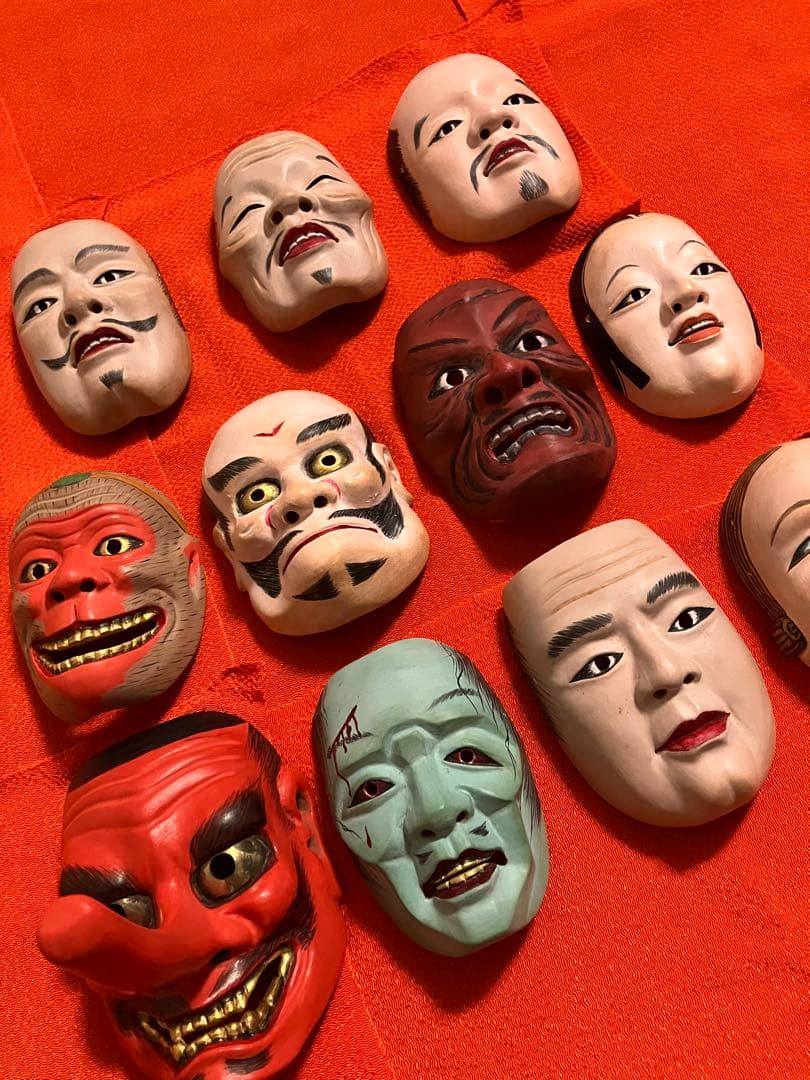 W*n様 能面　木製　一風変わった能面11点　 二条探月　小ぶり　インテリア