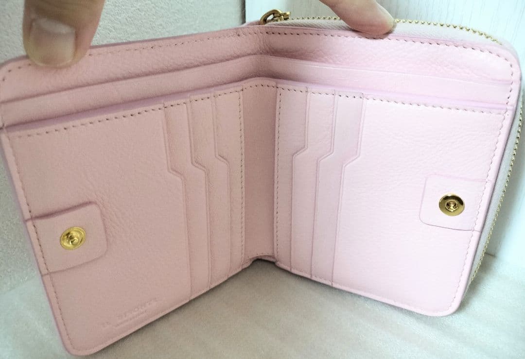 だだみIL BISONTE 新品イルビゾンテ 二つ折り財布 コンパクト財布