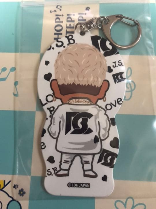 ELLY グリッターキーホルダー　白LOVE