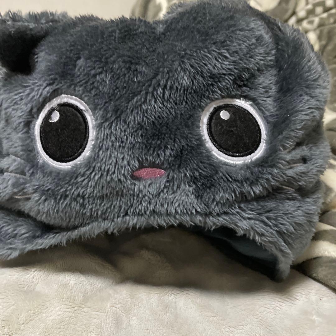 猫の顔クッション