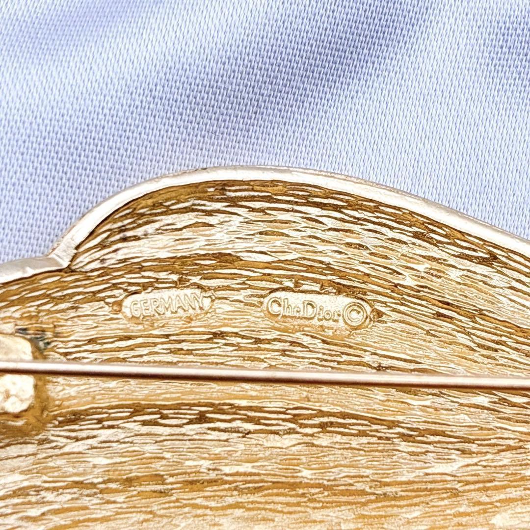 2950-1 極美品✨Dior　ブローチ　CD　ロゴ　希少　刻印