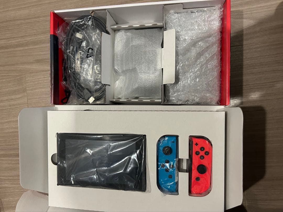 【ほぼ未使用】Nintendo Switch 本体