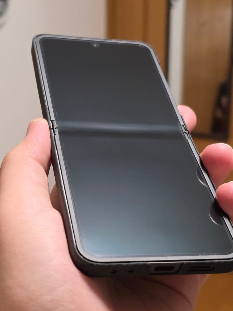 Samsung Galaxy Z flip6 おまけイヤホンあり