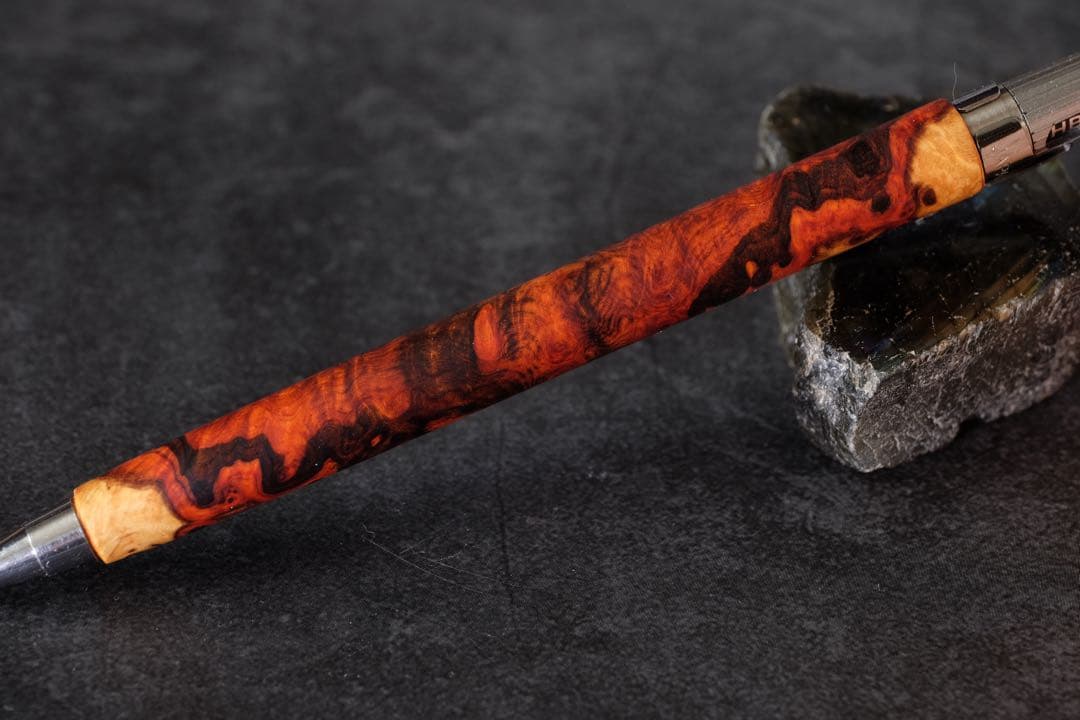 PG5木軸カスタム0214　高村杢工房 製図用シャープペンシル　極上花梨瘤紅白