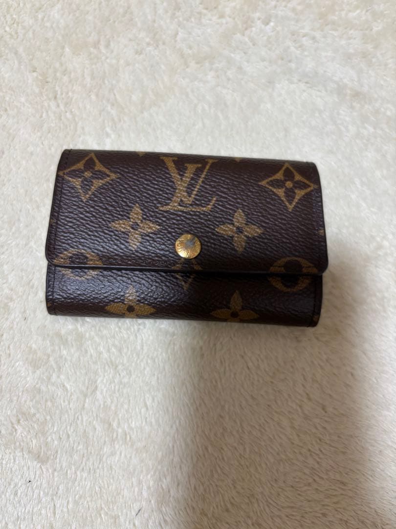 ルイヴィトンキーケース