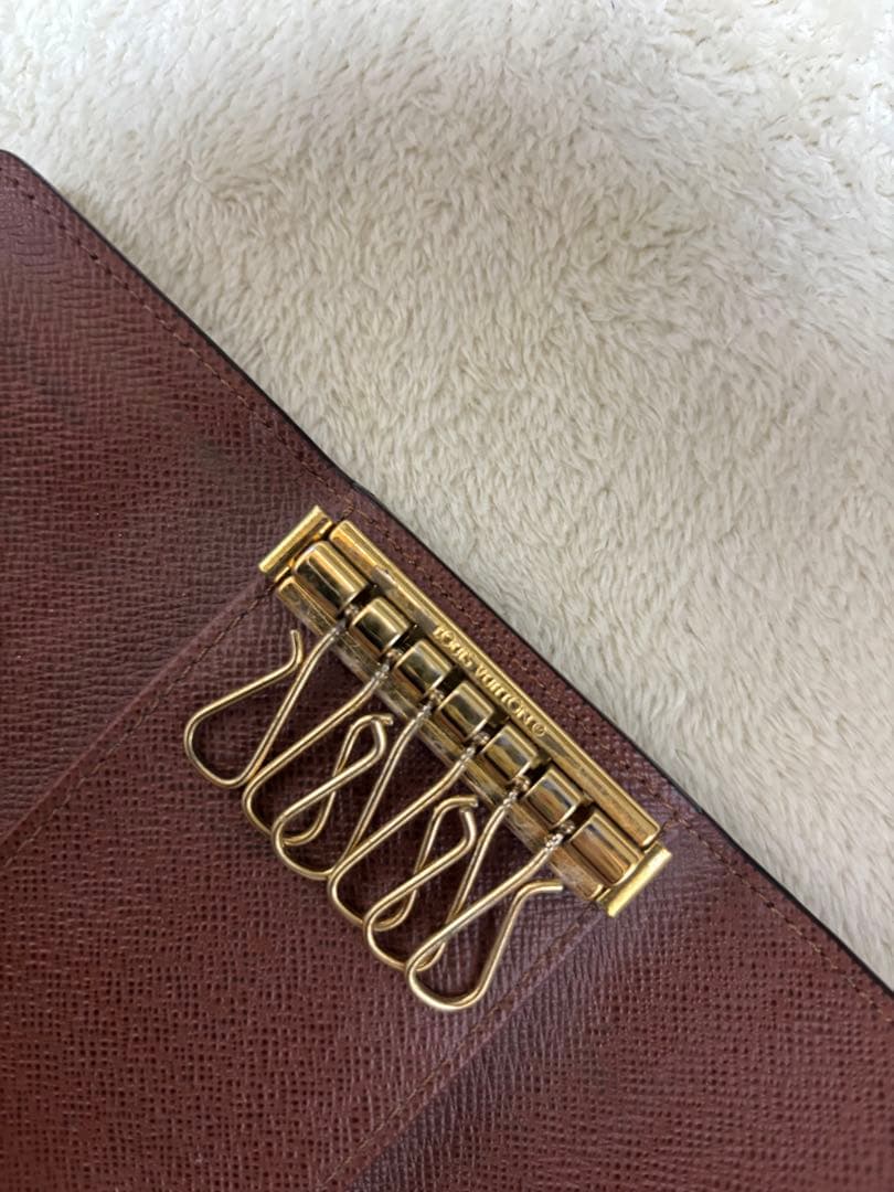 ルイヴィトンキーケース