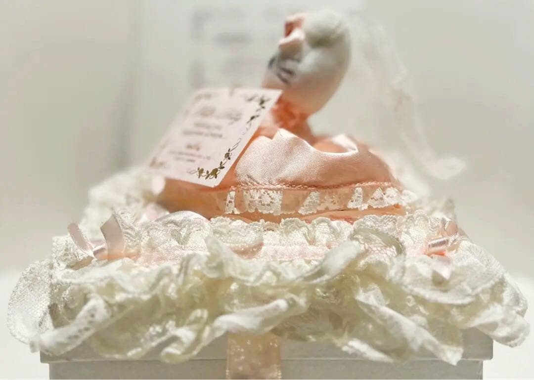 ハローキティ ウエディング ドール リングピロー Vivitix 新品タグ付き