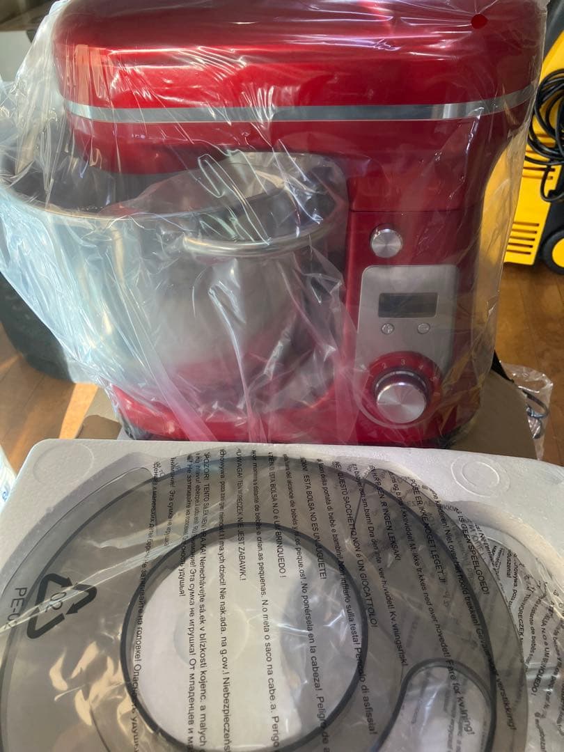 6L高速スタンドミキサー　6段階速度調節 タイマー機能　1200W本体色レッド