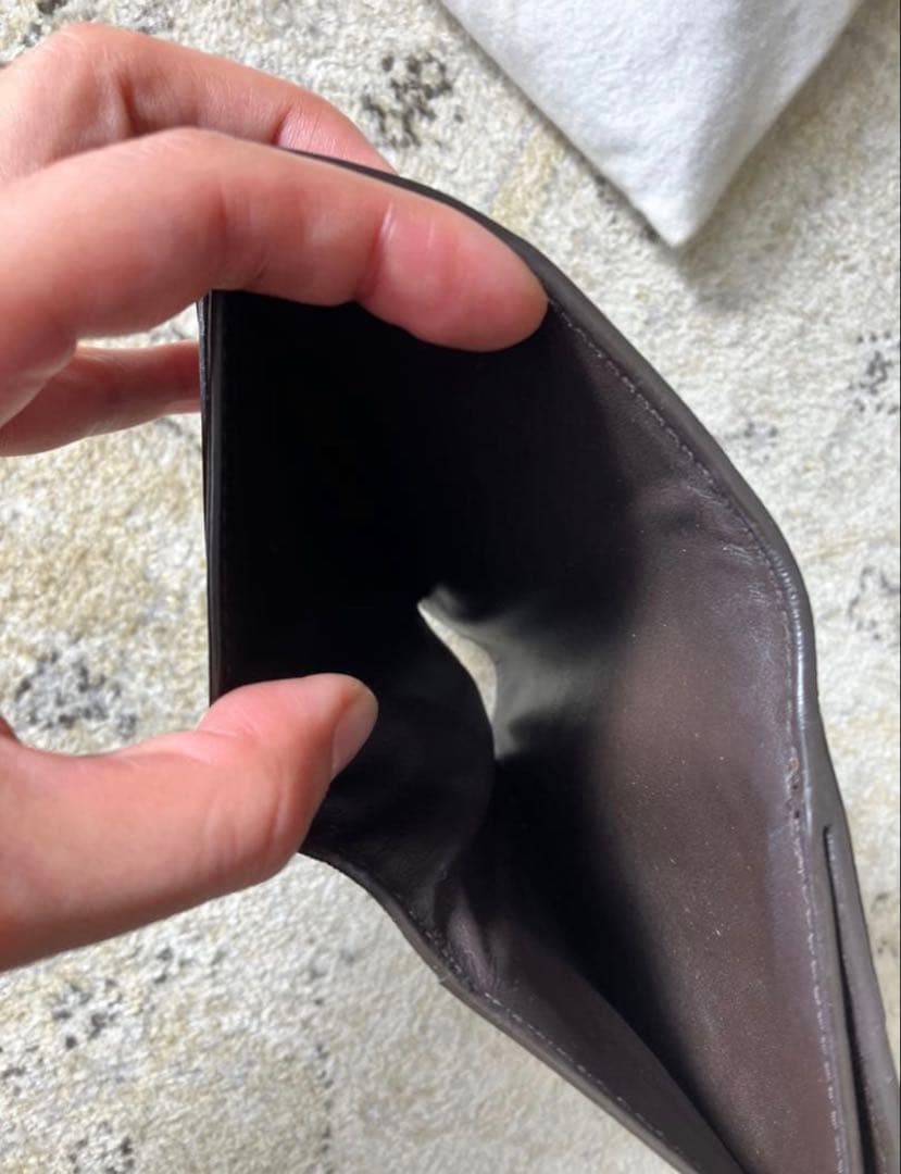 BOTTEGA VENETA 二つ折りファスナーウォレット　フォンデンテ