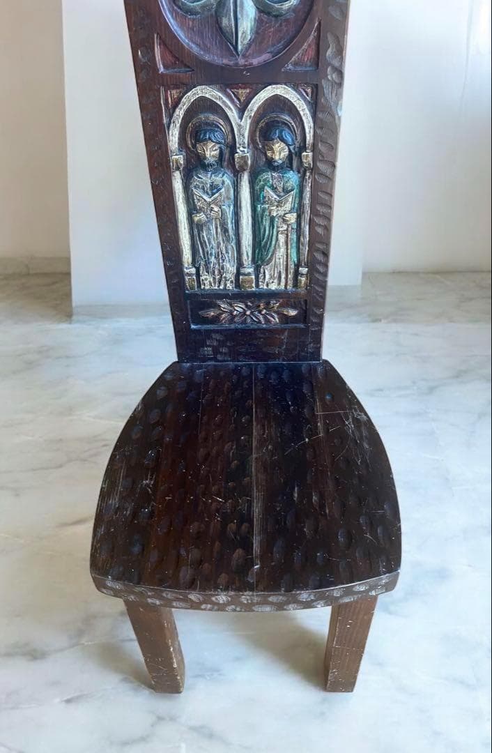 アンティークチェア★中世柄スピニングチェア　フルール・ド・リス紋章とロカイユ装飾