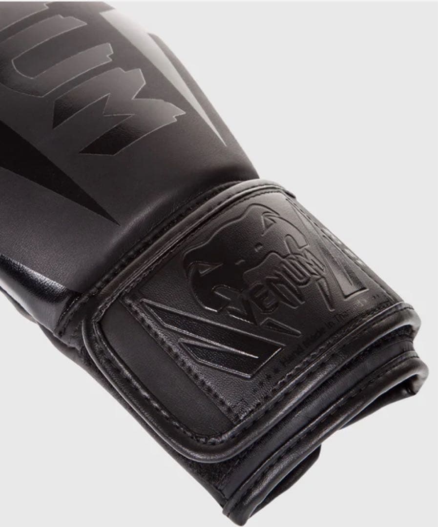 Venum エリート　ボクシンググローブ　キックボクシング　ヴェヌム
