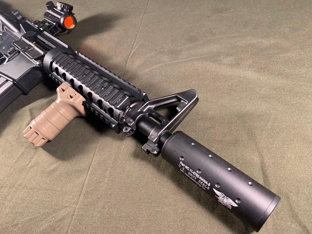 次世代電動ガン　M4 CQBR ブラック　東京マルイ　充電器等付属