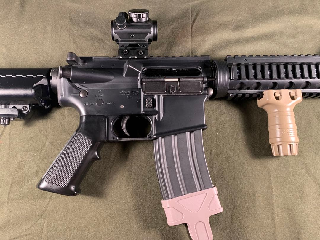 次世代電動ガン　M4 CQBR ブラック　東京マルイ　充電器等付属