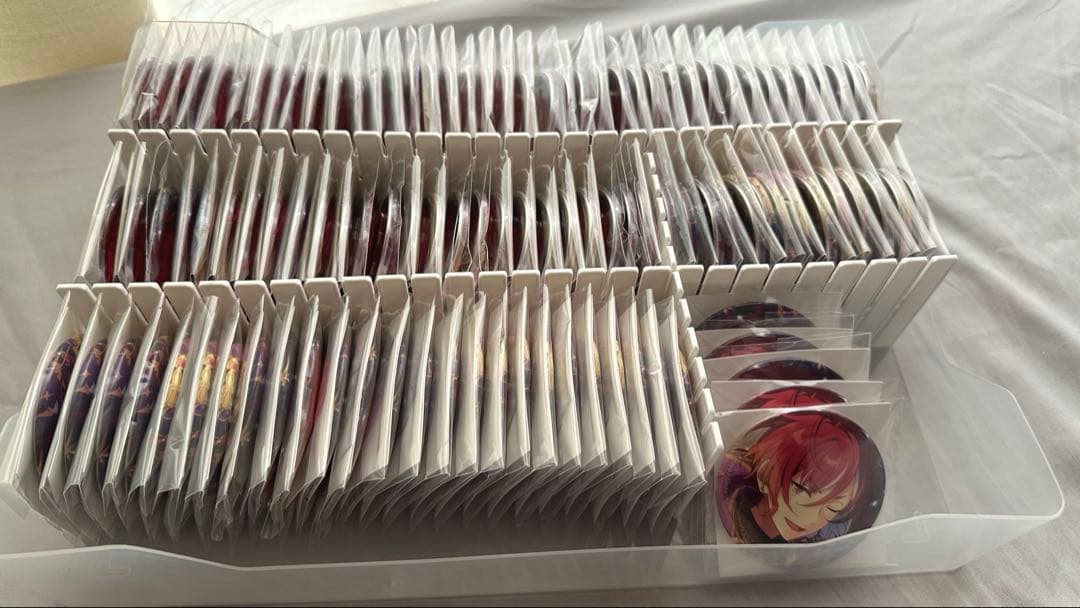 逆先夏目 フィーチャー1 idol 缶バッジ