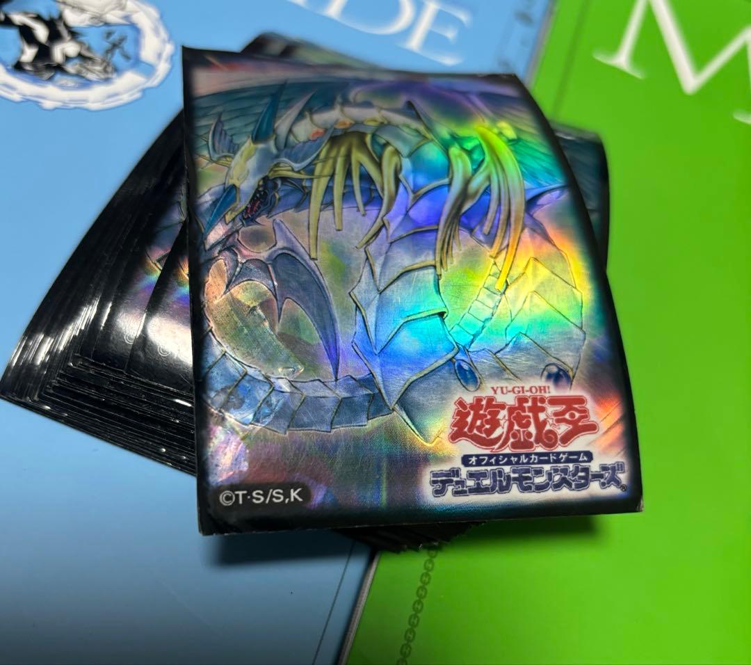 遊戯王公式スリーブ　究極宝玉神レインボー・ドラゴン　39枚
