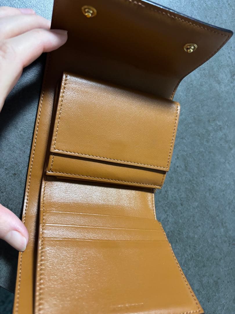 セリーヌ　スモールトリフォールドウォレット