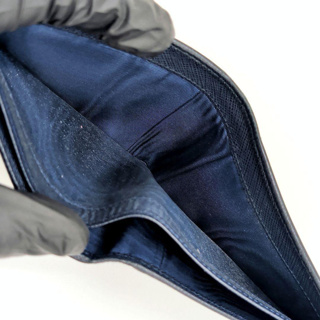 PRADA プラダ サフィアーノトライアングル 二つ折り財布 NERO 黒