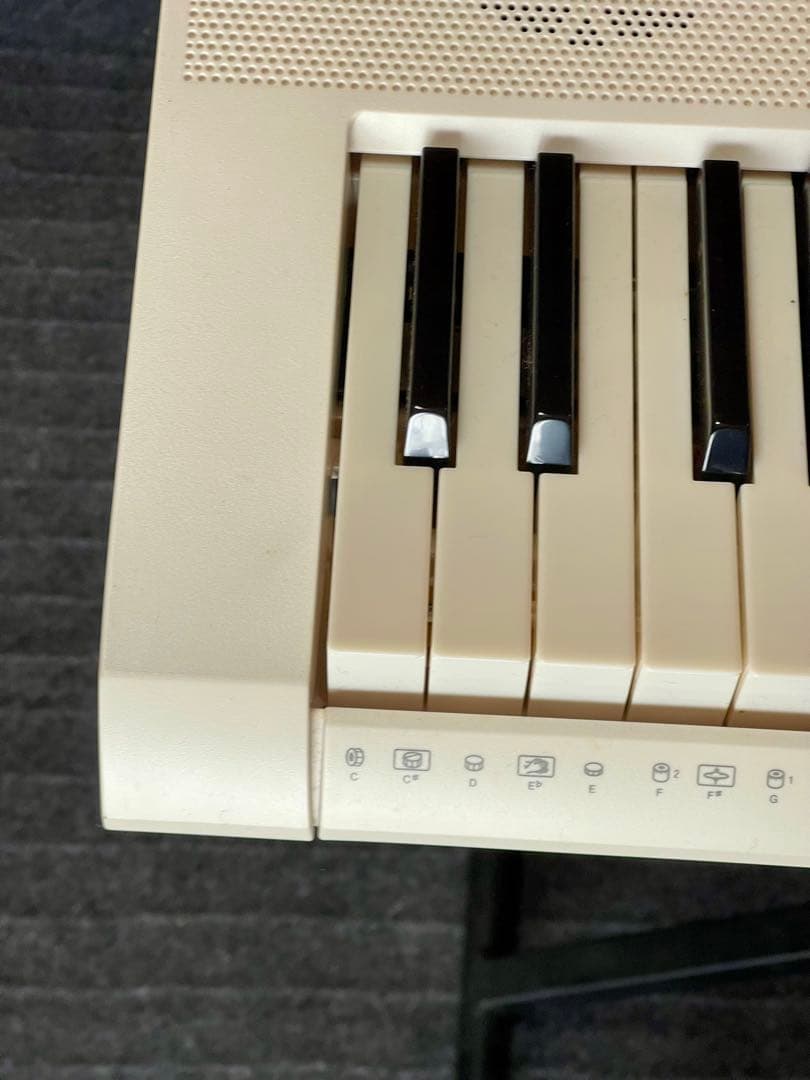 CASIO HIKARI 61鍵 電子キーボード