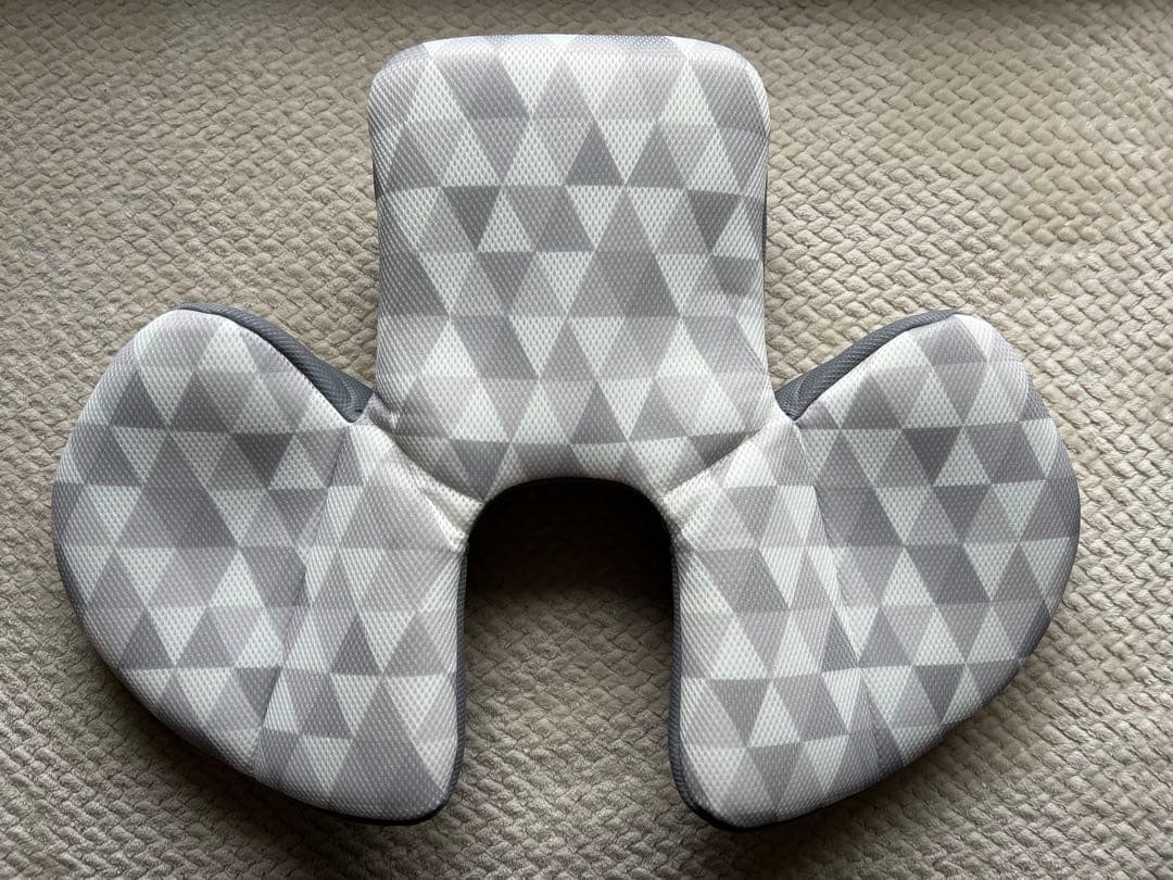 【美品】Combi コンビ クルムーヴ スマート チャイルドシート