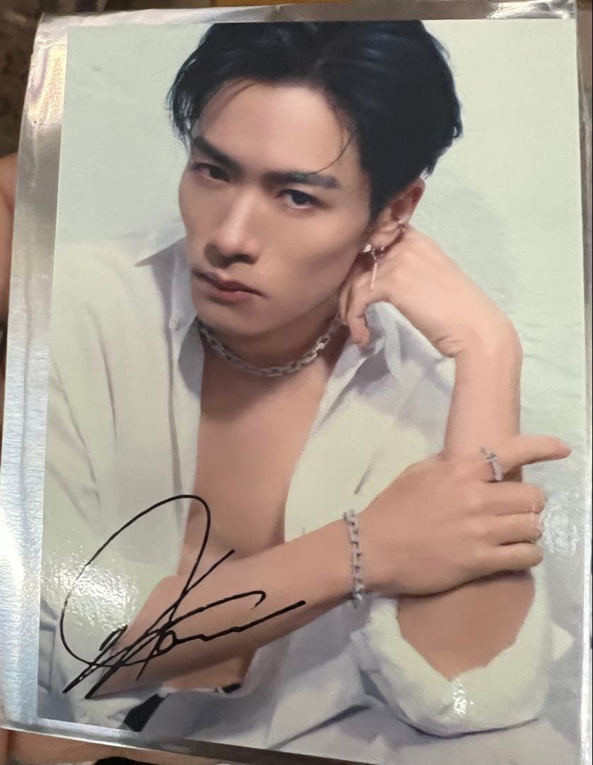 川村壱馬サイン入りフォトカード　 AUREA POPUP 来場限定特典匿名発送