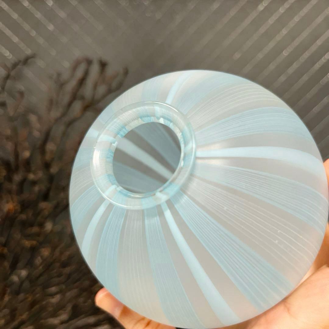 骨董　現代作家　富山ガラス工房　作家作品　縞模様　スカイブルー　かぶら型　花器