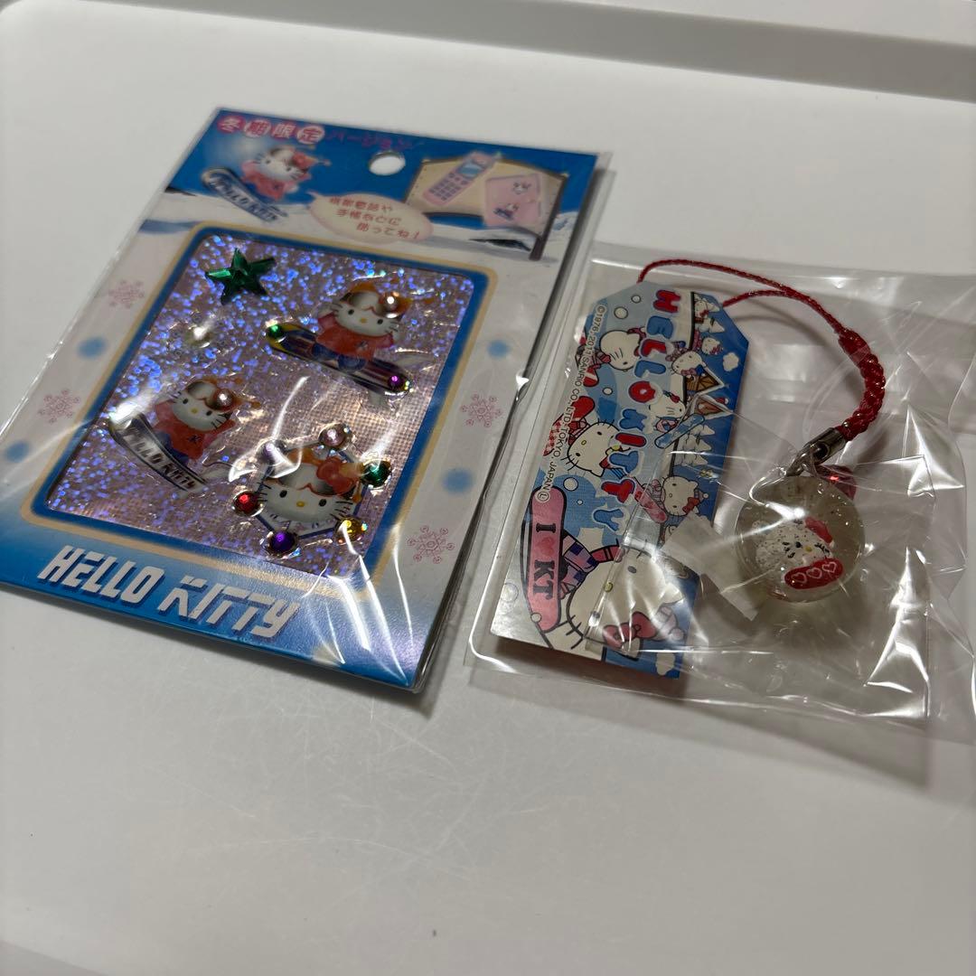 ご当地キティ　白くま　スノボー　丸玉ねつけ　ストラップ