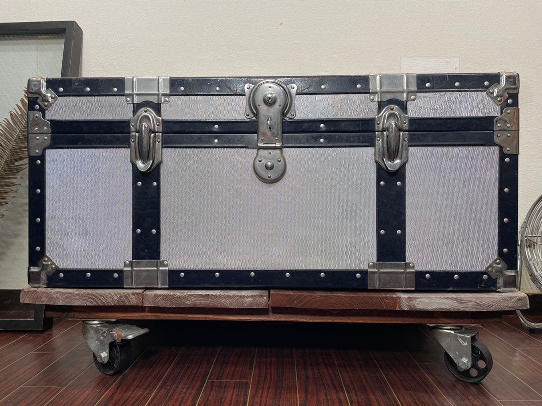 専用 ビンテージ アルミトランク トロリー センターテーブル インダストリアル