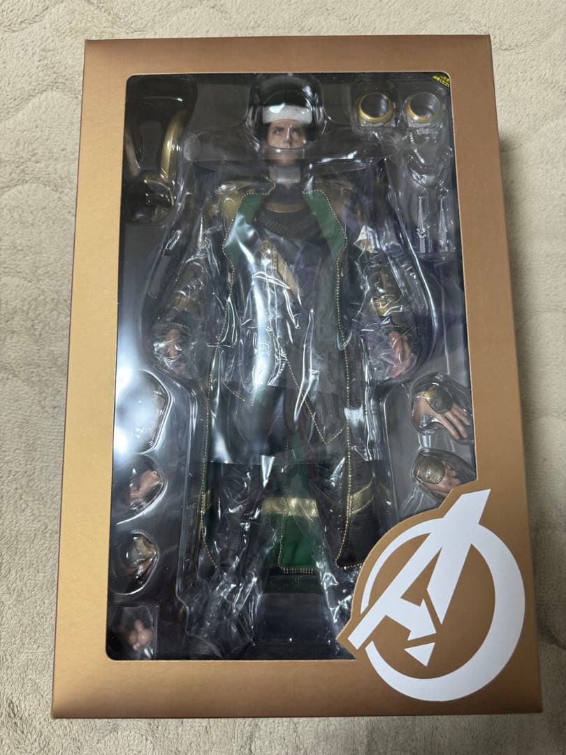 ホットトイズ　アベンジャーズ　ロキ