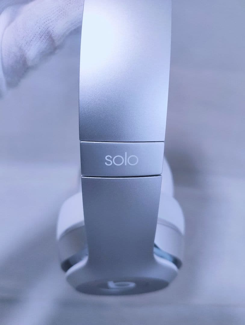 【新品未使用品】beatssolo2 wireless silver