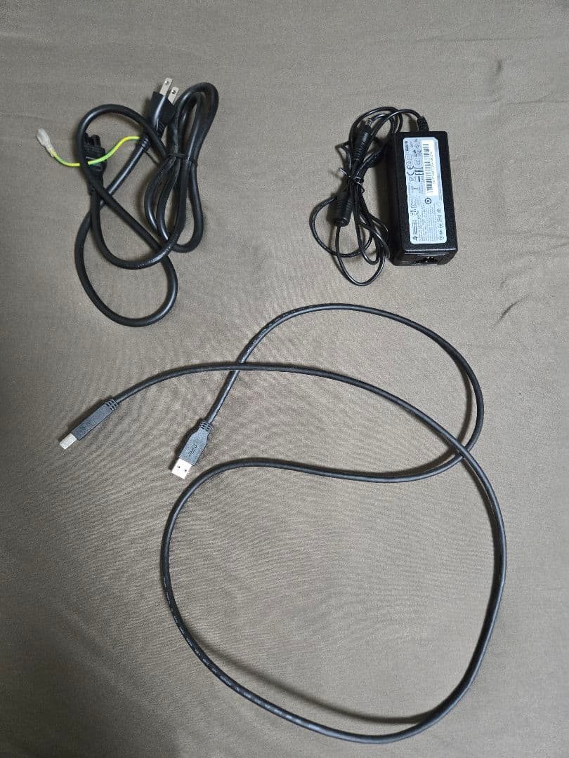 MSI Optix MAG274QRF-QD　27インチ165hzWQHD