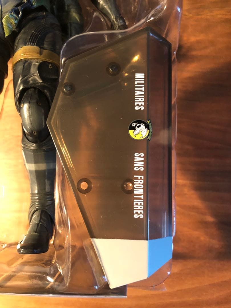 プレイアーツ改 スネーク スニーキングスーツ L GEAR SOLID