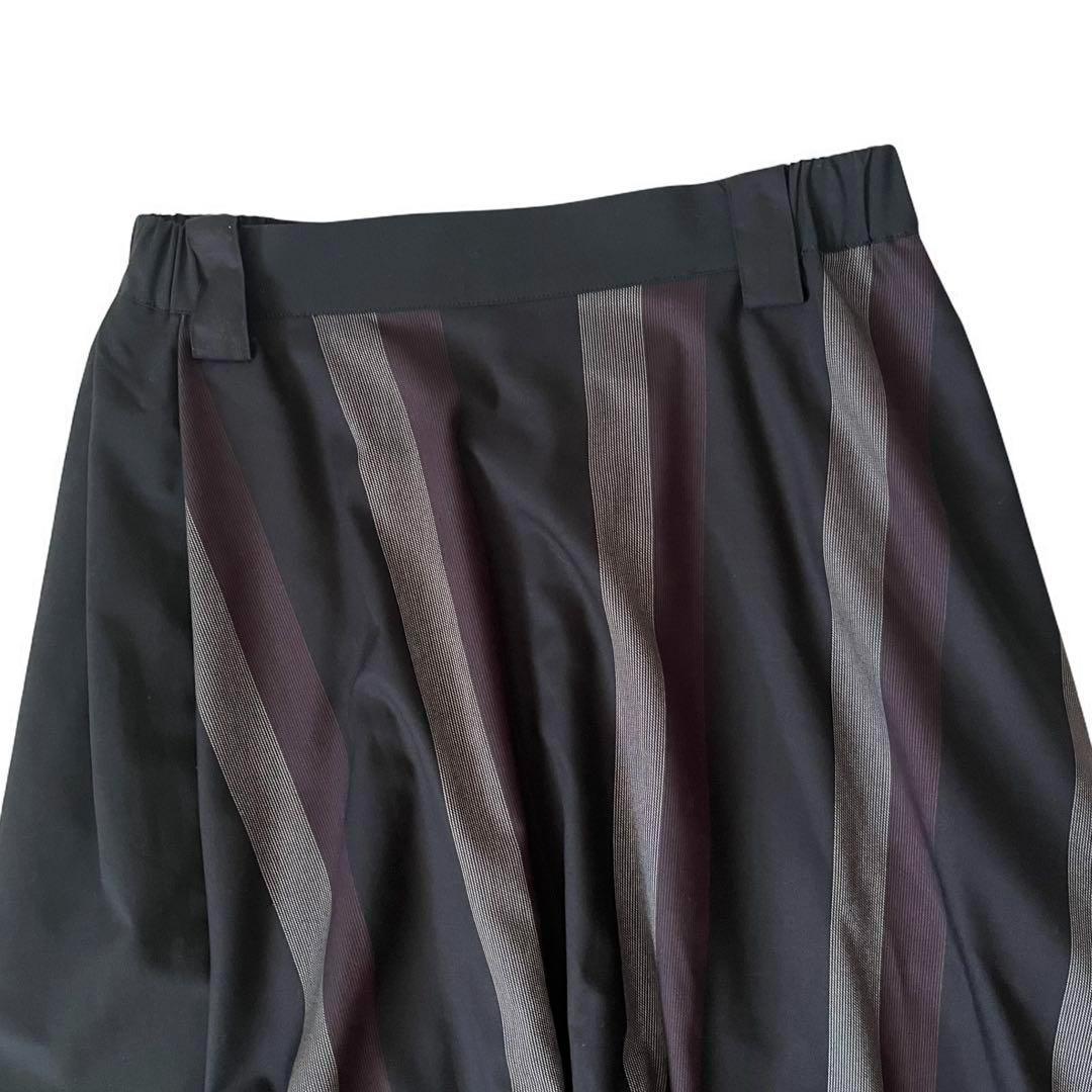 極美品 萌 24SS 変形 サルエルパンツ ストライプ ブラック