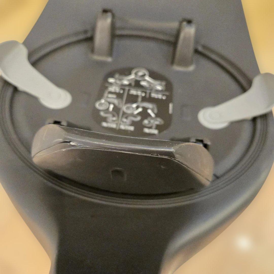 サイベックス　クラウド T i-Size/プラチナムホワイトプラス　と　ベースT