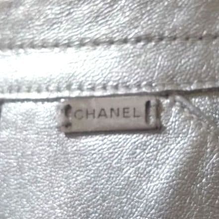正規品 CHANEL シャネル レザースカート ラムレザー 膝丈 シルバー