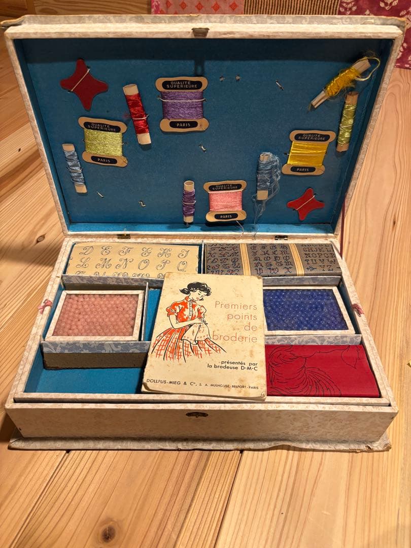 アンティーク　裁縫箱