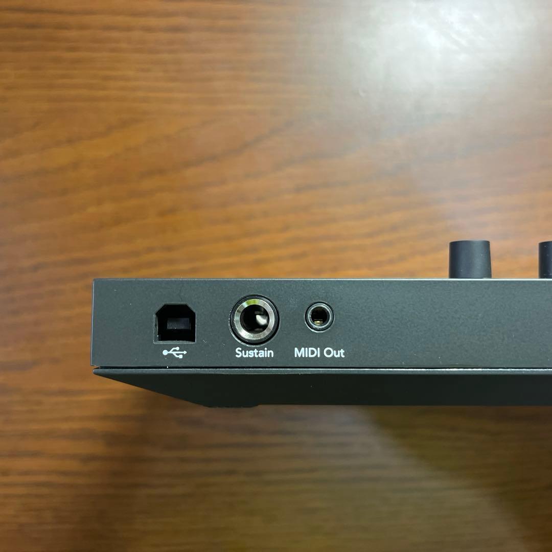 Novation Launchkey Mini MK3 25鍵