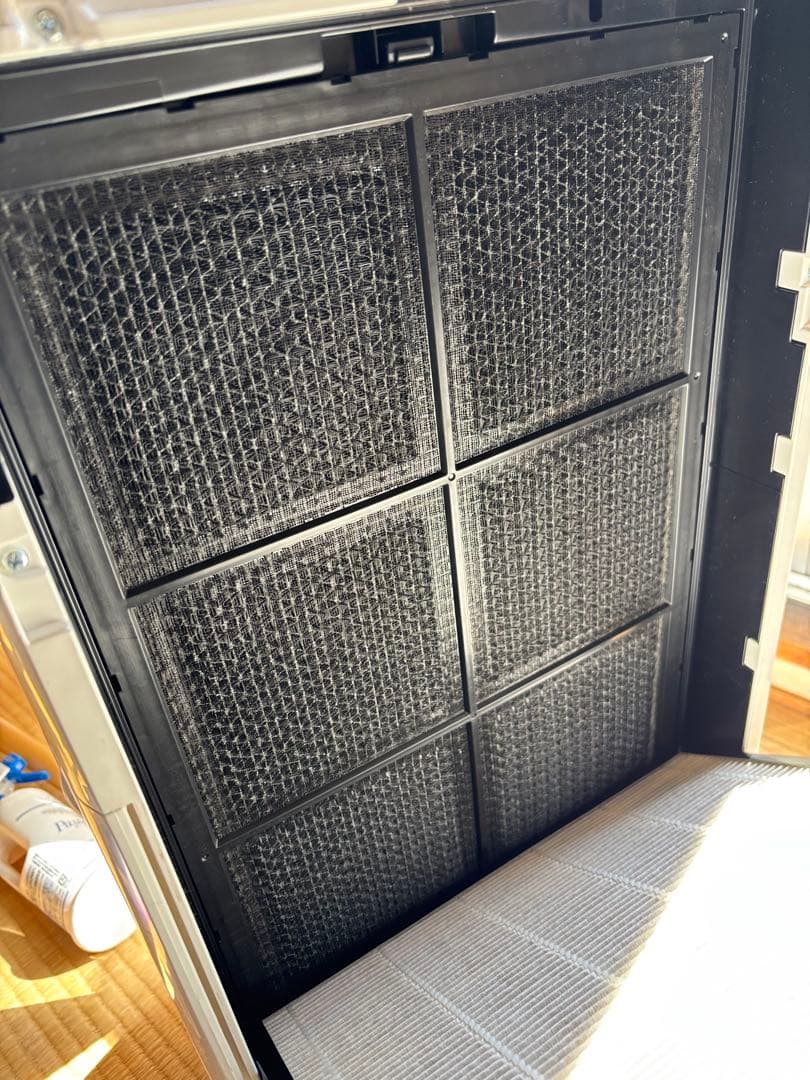 HITACHI　日立　EP-NVG90　加湿空気清浄機　クリエア　ホワイト