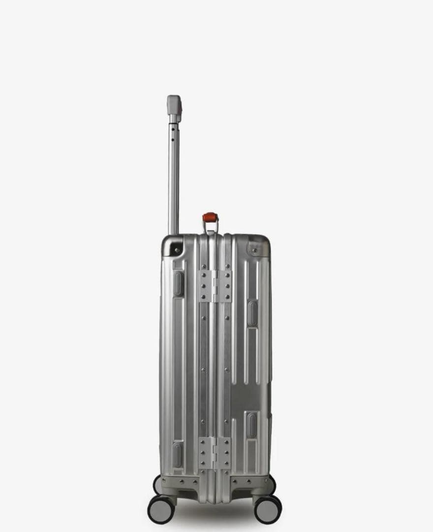 新品未開封Innovator INV1811STP ステアリングシルバー 36L