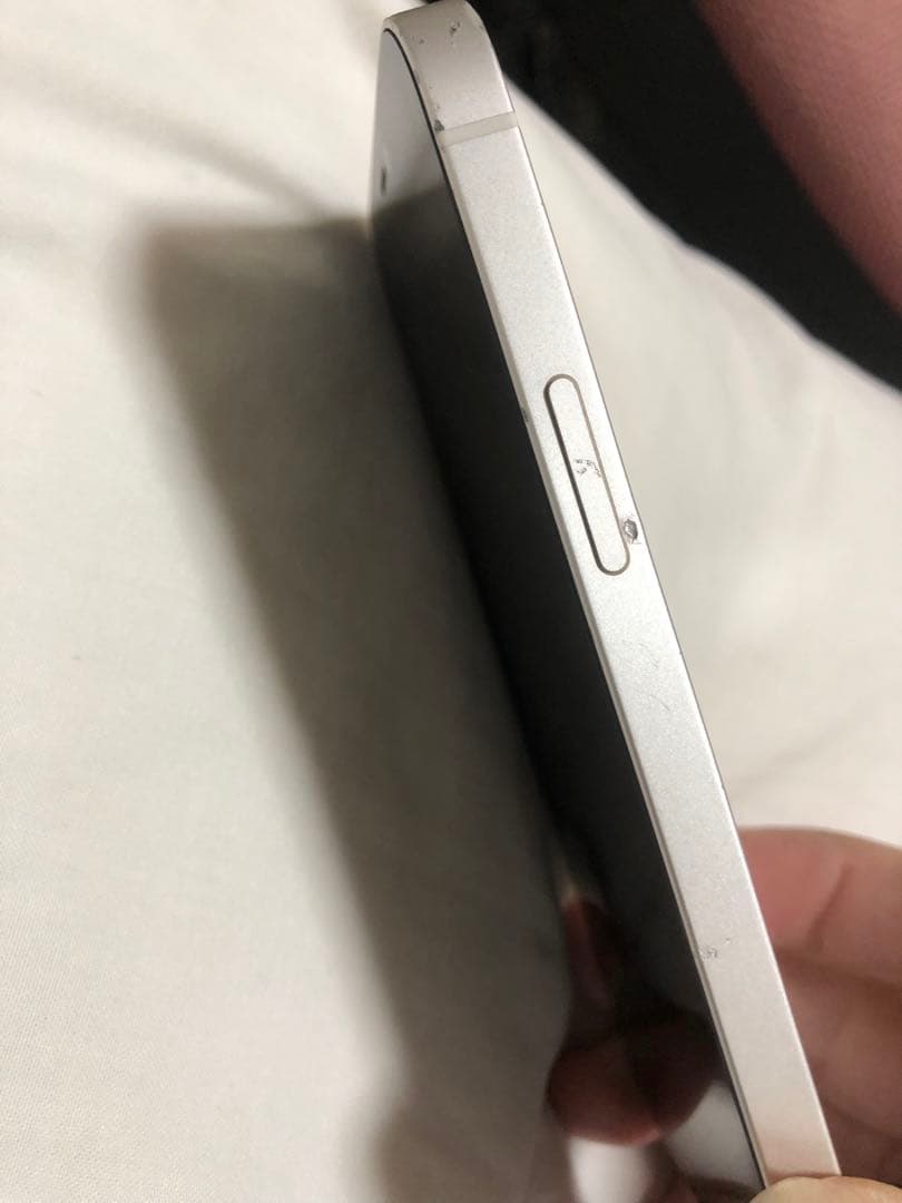 携帯電話本体 Apple iPhone 12 64GB